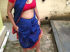 Maid in saree outdoors, bring in b induce pissing, fingering