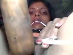 Horny Desi shire wife dildoing pussy with chapatti roller