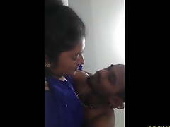 Bengali Couple’s prime maturity making love in OYO