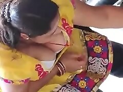 Hottest indian maid big chest breakage