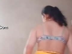 Indian Marwari Bhabhi Wearing Saree
