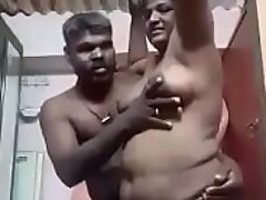 Parvathy madurai Tamil aunty rubbed by husband