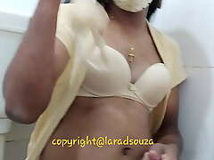 Indian sexy crossdresser Lara D'Souza video