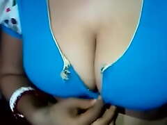 Horny Indian Mam displaying boobs to her son