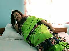 Indian hot beautiful Bhabhi one night stand sex! Amazing XXX Hindi sex