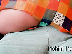 Indian hot floosie fucking and riding dick of buyer in hot saree