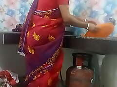 Desi Bengali desi Shire Indian Bhabi Kitchen Sex In White-hot Saree ( Official Video By Localsex31)
