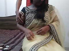 STEP INDIAN COLLAGE TEACHER MOM, bhojpuri college teacher ki bihari ladke ne gand maari