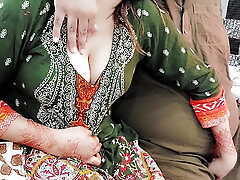 Pakistani Aunty Big Boobs Milking Than Having Anal invasion Sex With Clear Hindi Audio