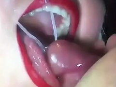 Very hot cum prevalent mouth