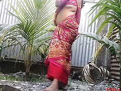 Bengali Desi Bhabhi Outdoor Chudai Devar Ke Saath red Saree main (Official Video Wits Villagesex91 )