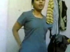 Scandle 0006 - Desi Shruti Naked Girl (Preeti Tyagi)