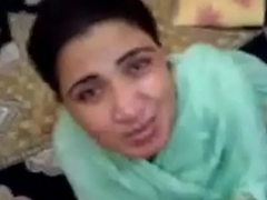 Pakistani Aunty sucks and fucks juvenile guy