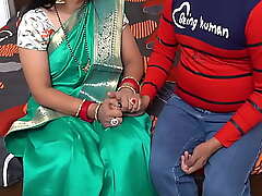 Indian Bhabhi Shaved Pussy Be crazy Apart from Uplifting Trainer Upon Superficial Hindi Audio