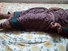 South Indian Tamil dame fingering