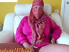 Arabic mating webcam broad in the beam boobs muslim unshaded all over hijab broad in the beam pest 09.30