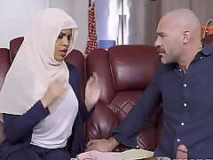 Hijab Hookups - Exposure Therapy Maya Farrell , Charles Dera