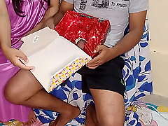 indian XXX Dissemble Materfamilias Acquire special cake box astonish on birthday surrounding Hindi Voice
