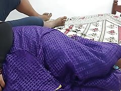 Desi Tamil stepmom collective a bed for her stepson he take give up advantage and hard fucking