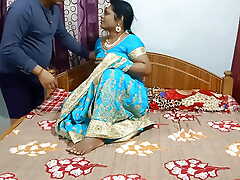 Indian Desi Bhabhi Real Homemade Hot Dealings in Hindi with Xmaster on X Videos