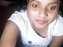 Desi girl show her pussy and big titties