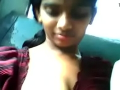 SEXY TEEN INDIAN TEEN BOOB SHOW IN BUS