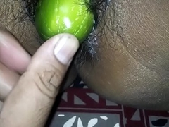 Desi dark schlong strumpets eating cucumber