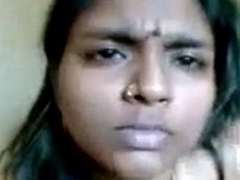 Chubby aunty fingering say no take pussy unaffected by camera and enjoying herself - Watch Indian Porn[via torchbrowser